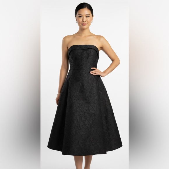 SHEIN Dresses & Skirts - Elegant Black Textured Dress. Ptp 18” lenght 39”fully lined